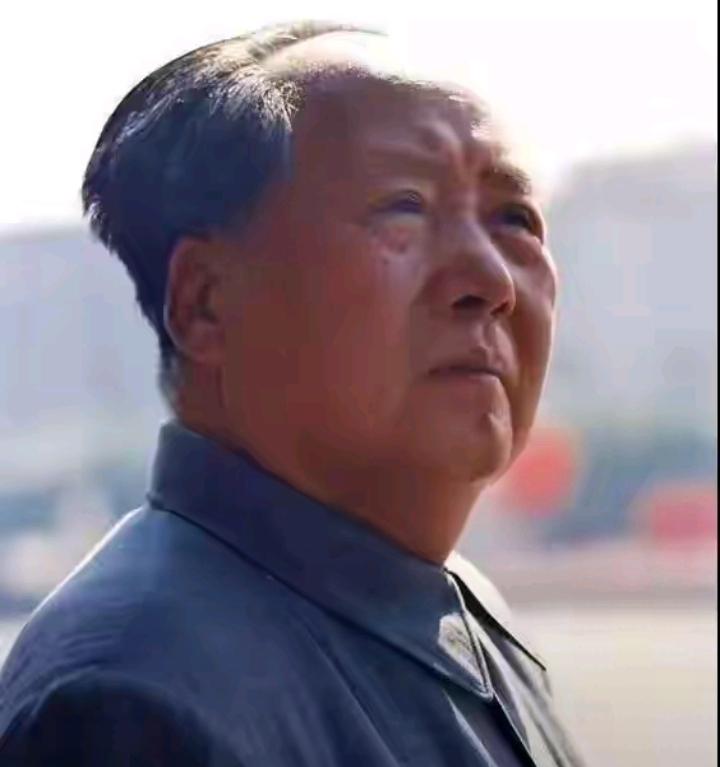 23国改旗易帜后惨不忍睹，才懂毛主席晚年的孤独与清醒。很多人曾迷信“西方月亮