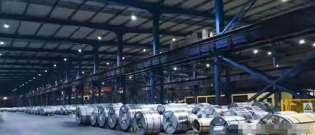 好家伙！中国钢铁突然不“贱卖”了！从明年开始，想买中国钢？得先“凭票”！以前