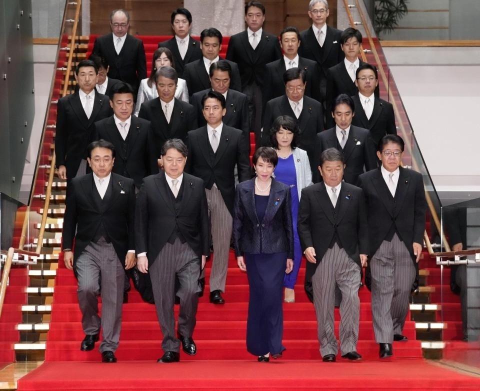 日本这次的通告来得猝不及防，没有太多铺垫就直接亮出“驱逐外交官”的筹码，要知道，