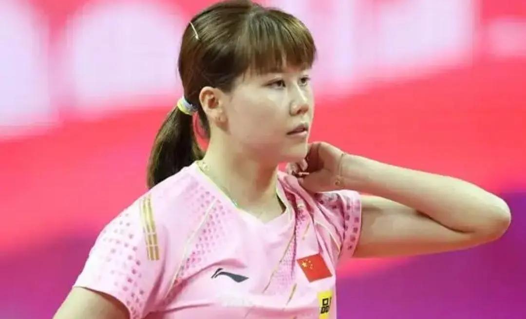 陈幸同这是怎么了？乒超总决赛，山东鲁能的陈幸同出任第二单打，与上海理工的王晓彤争