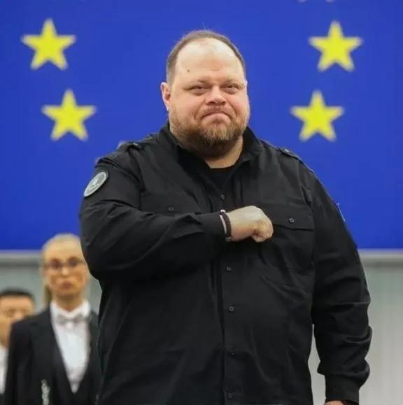 谁都没想到，事情突然来了个大转弯！就在全世界都以为俄乌终于要谈和的时候，乌克兰那