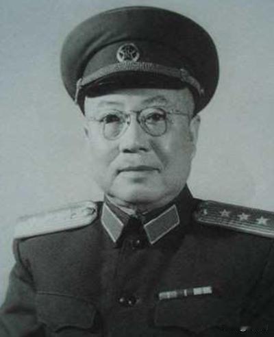 1946年，冀察政委刘道生发现，司令员郭天民缴获了一批物资，却没有上交，还瞒着聂