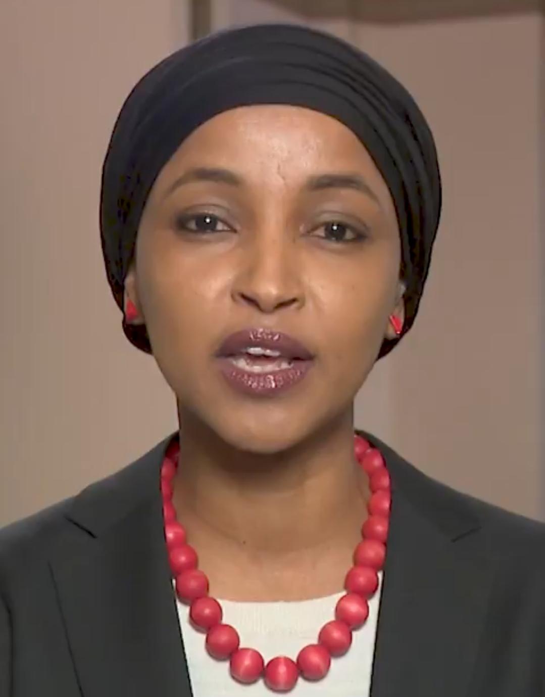 新闻快讯——明尼苏达州民主党众议员伊尔汗·奥马尔接受CNN主播沃尔夫·布利策采访