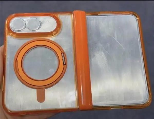 据行业信息显示，苹果计划于今年秋季推出其首款折叠屏手机iPhoneFold。