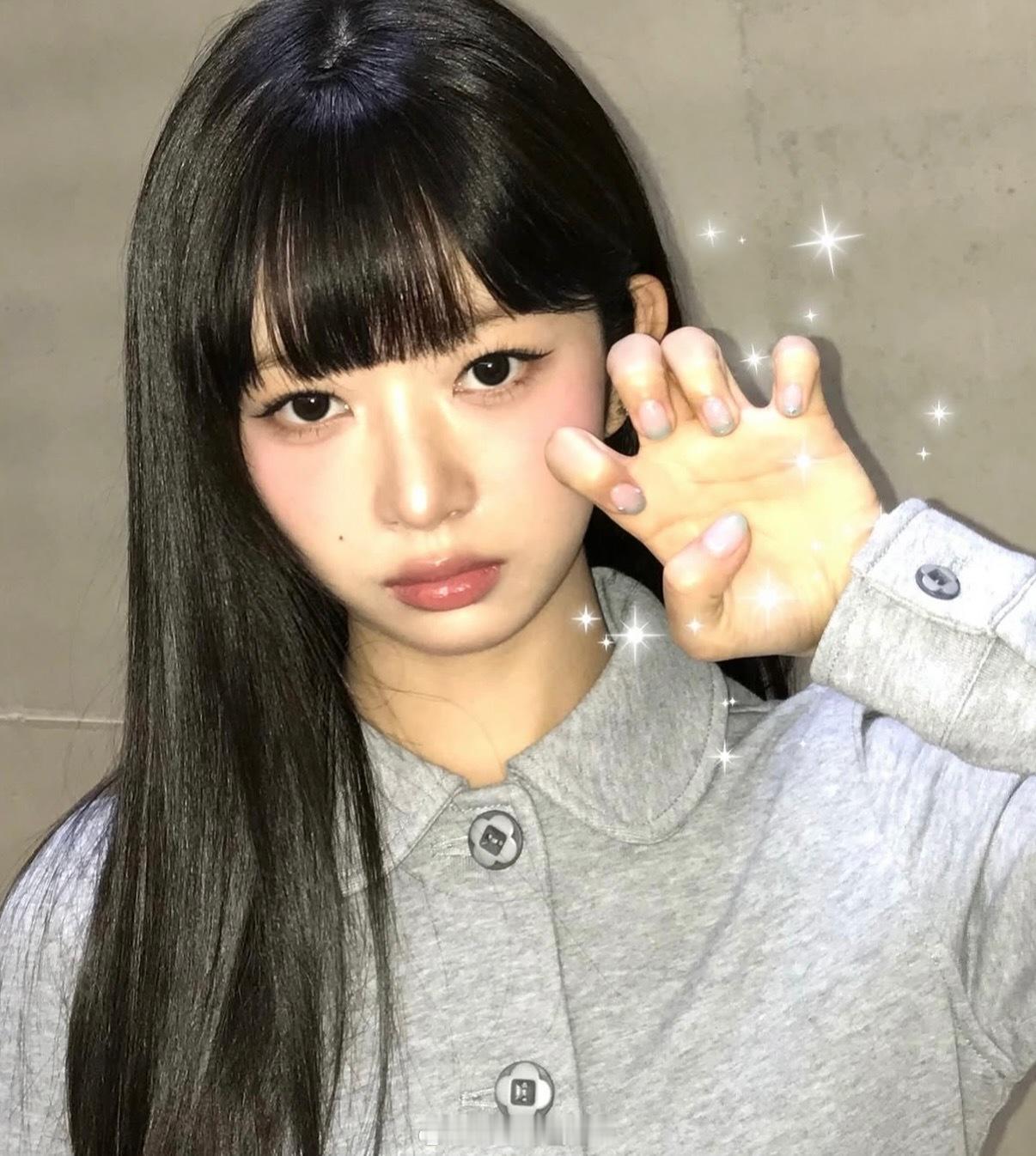 怜酱的详细图💅​​​