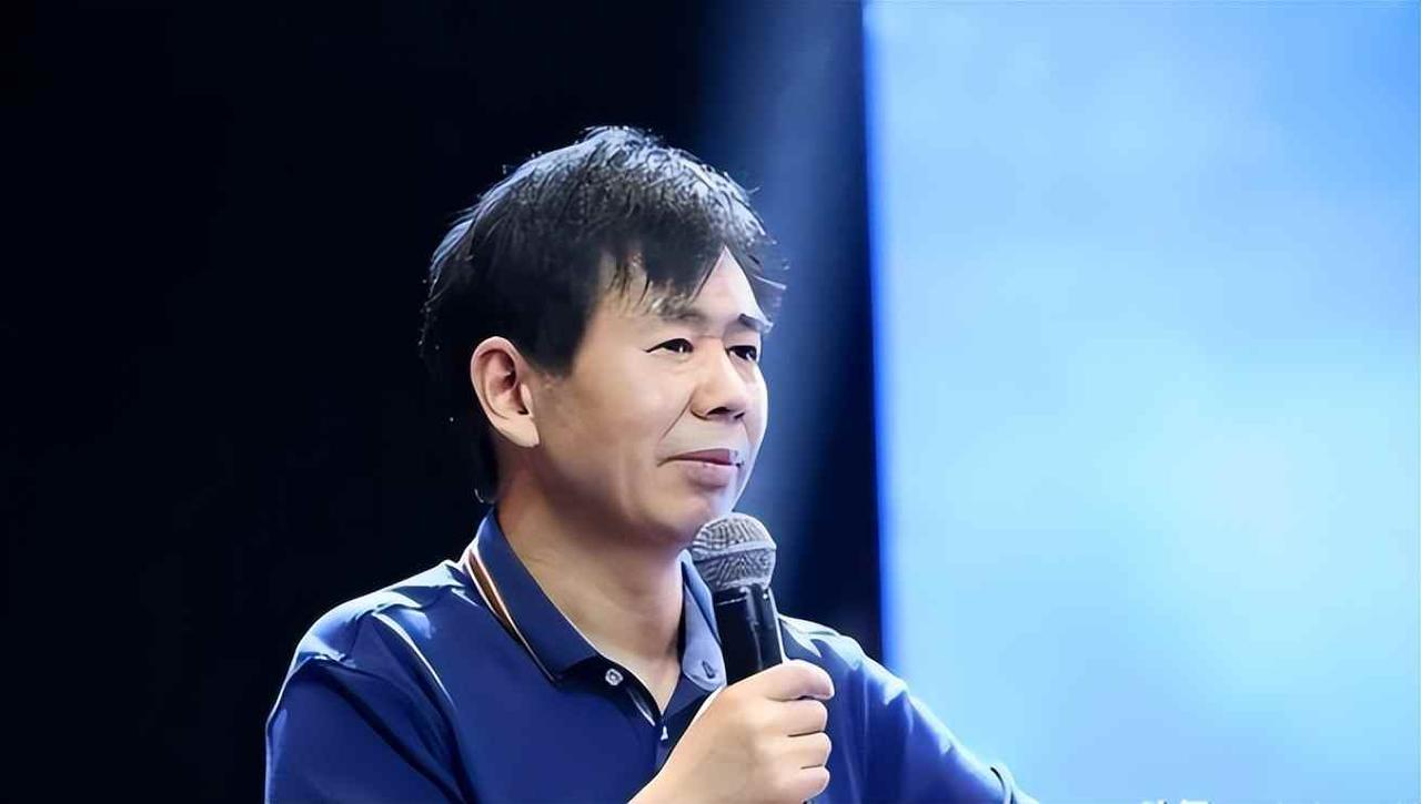 戴旭说打烂沿海，美军真能办到？中国反手也能掀桌子最近网上又翻出戴旭几年前讲的