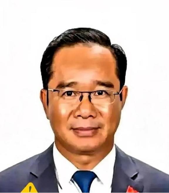 一个越南教授，当着全世界的面，扔下一句话。他曾经说：“虽然我个人对中国有意见，但