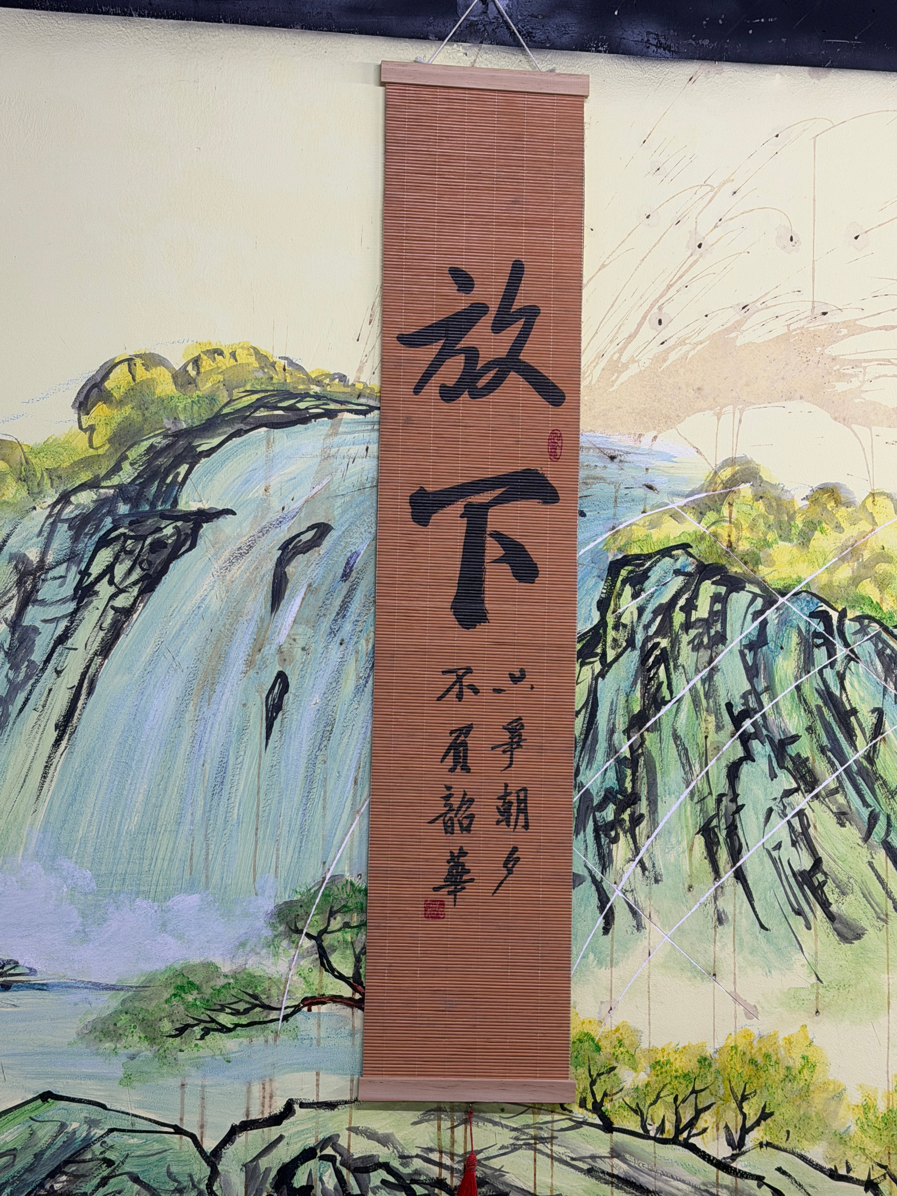 今晚吃饭的烧烤店，老板不知道经历过什么