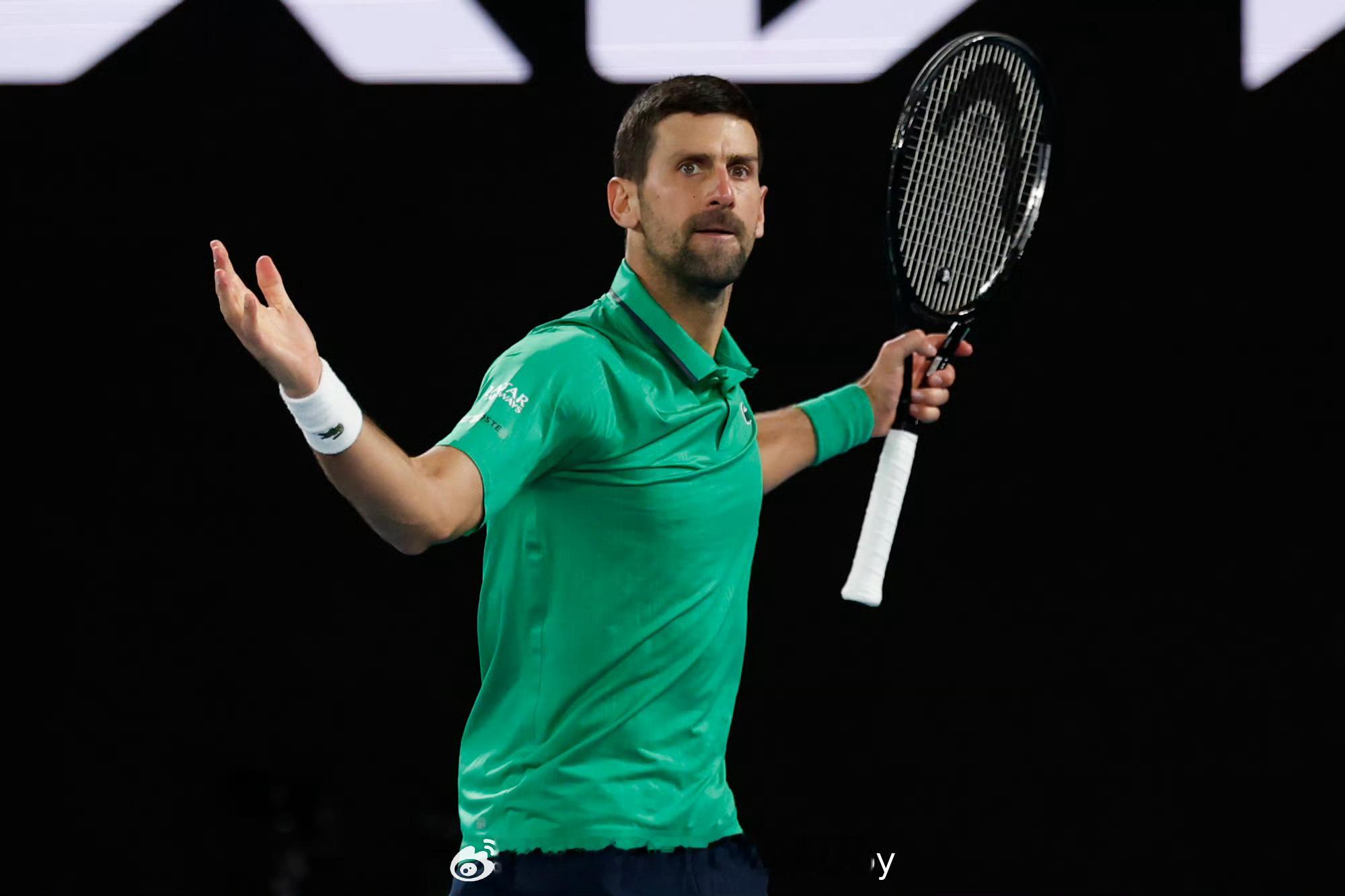 “38岁零7个月的诺瓦克·德约科维奇，拼尽了最后一颗子弹，但最终，在墨尔本公园这