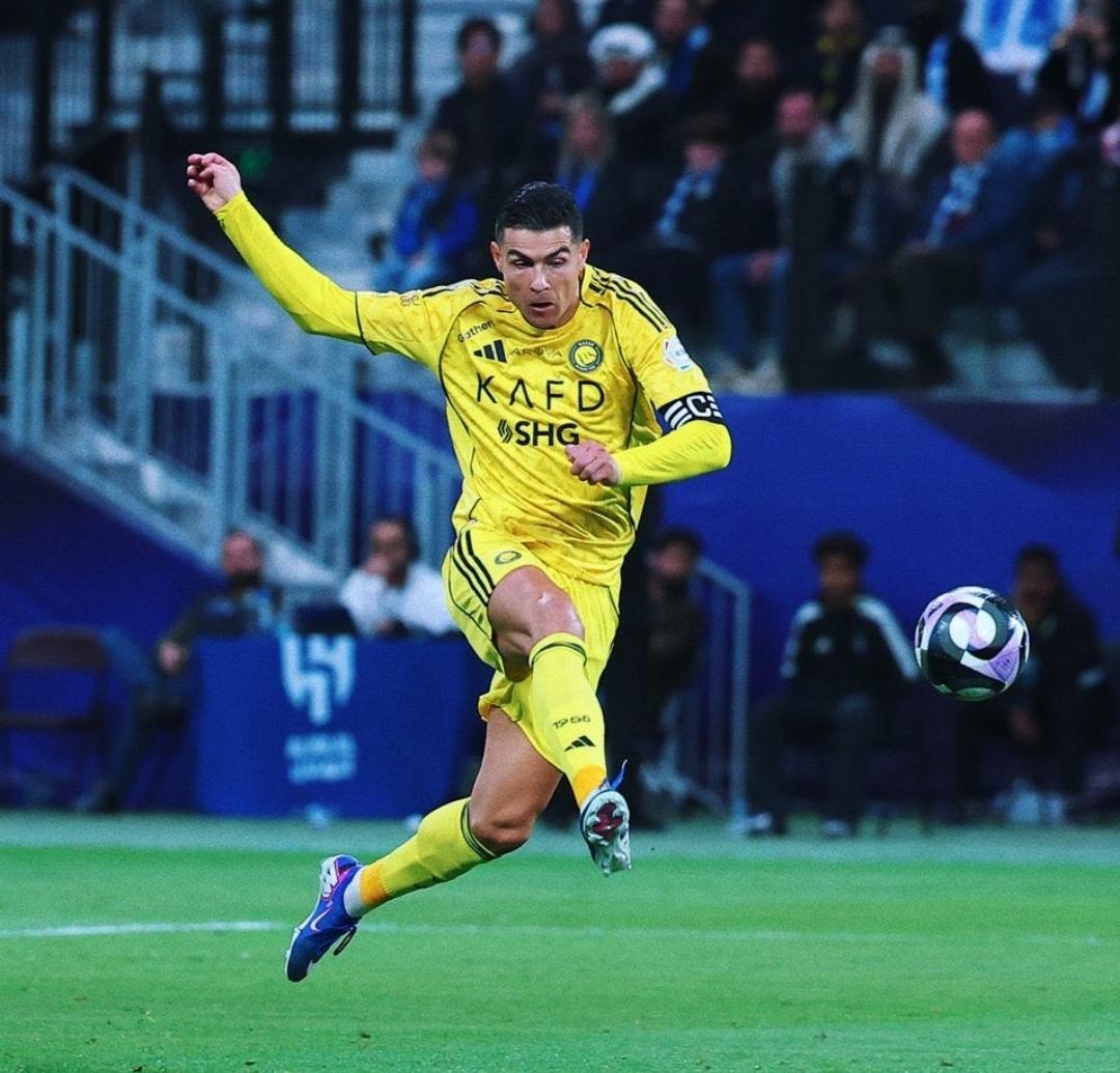 40岁的C罗，意识和跑位仍旧是世界顶级！虽然随着年纪的增长，身体状态下滑，在场