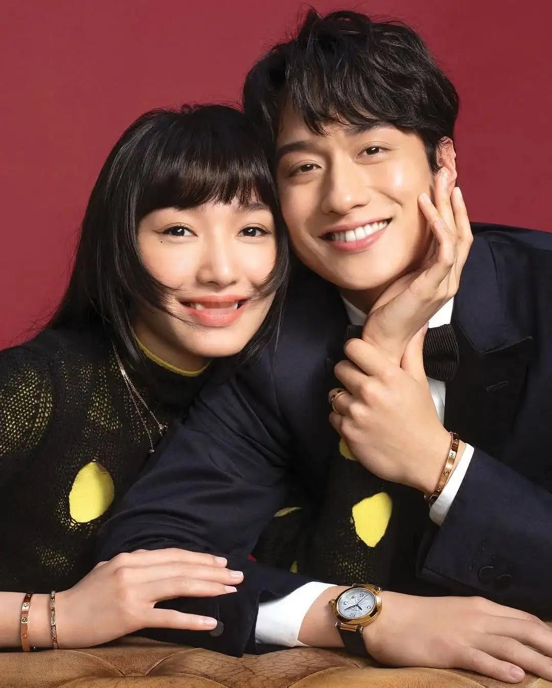 羡煞旁人！这一对修得正果，领证啦！新一代文艺男神女神。刘俊谦