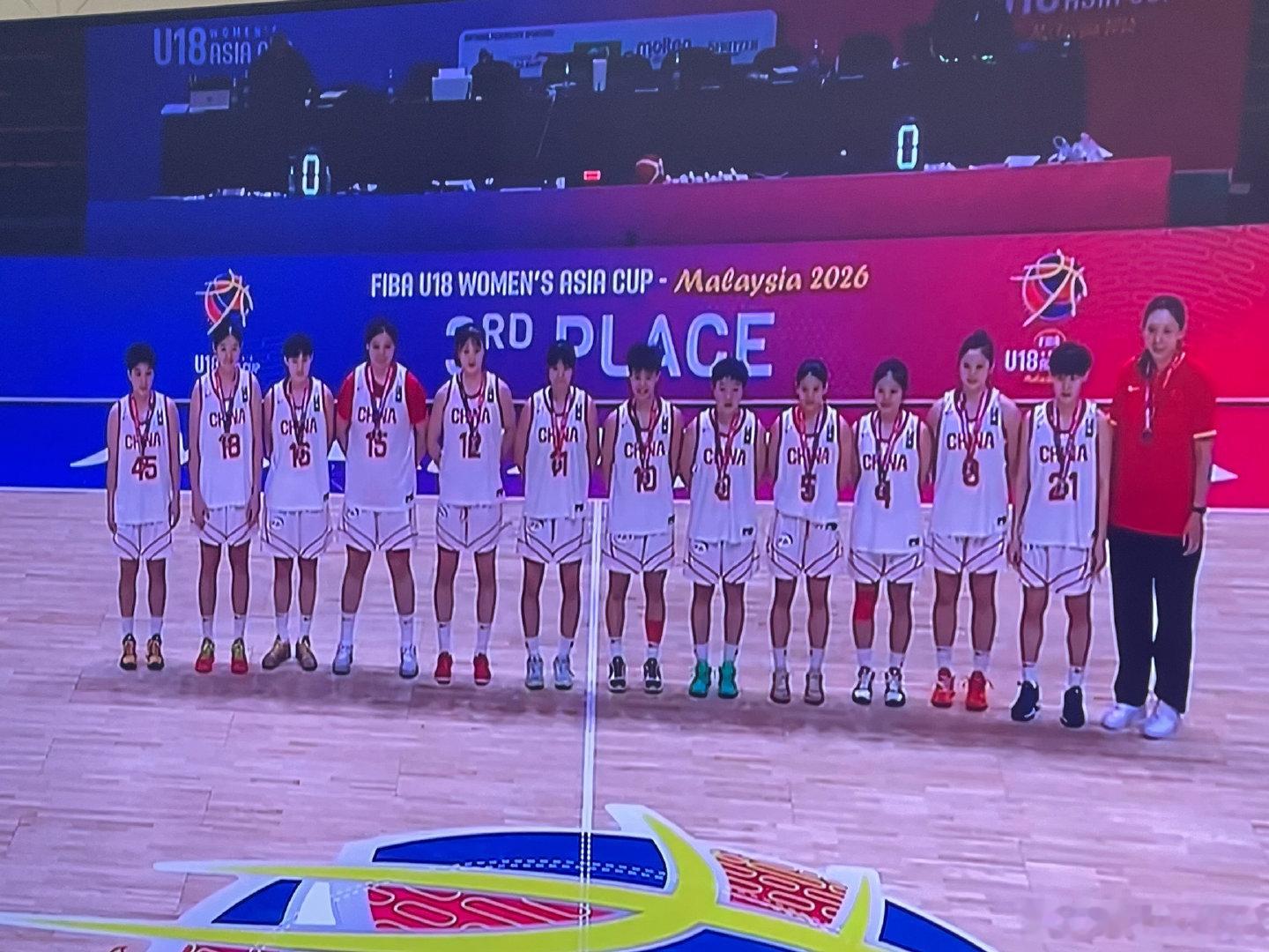 青春没有极限，尽力去飞扬！恭喜U18中国女篮获得U18亚洲杯铜牌，要改进的地方很多，但是有一颗进取的