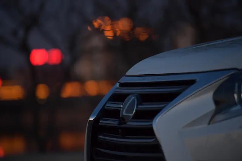 雷克萨斯这款车是你中意的车型吗？首先雷克萨斯，这个品牌力并不是在我们国内出名