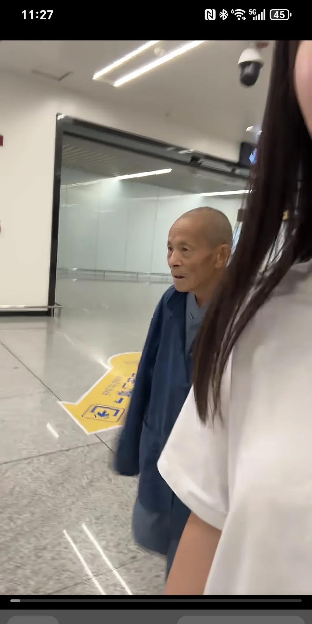 我留不住时间，我记录下的便是永恒，终于在23岁，完成了小时候的心愿，让爷爷在85