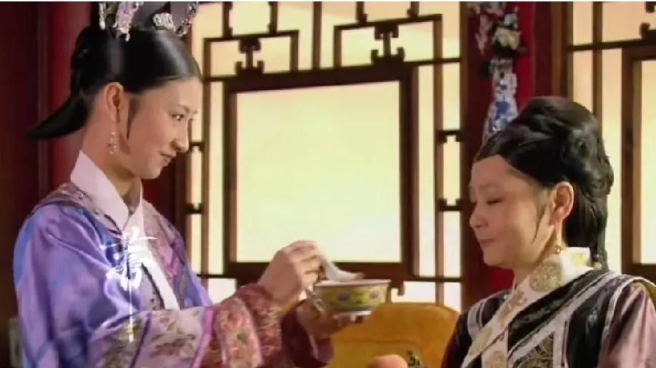 追剧时总有人疑惑：沈眉庄天天讨好太后，这么明显的找靠山意图，太后为啥还乐呵呵接受
