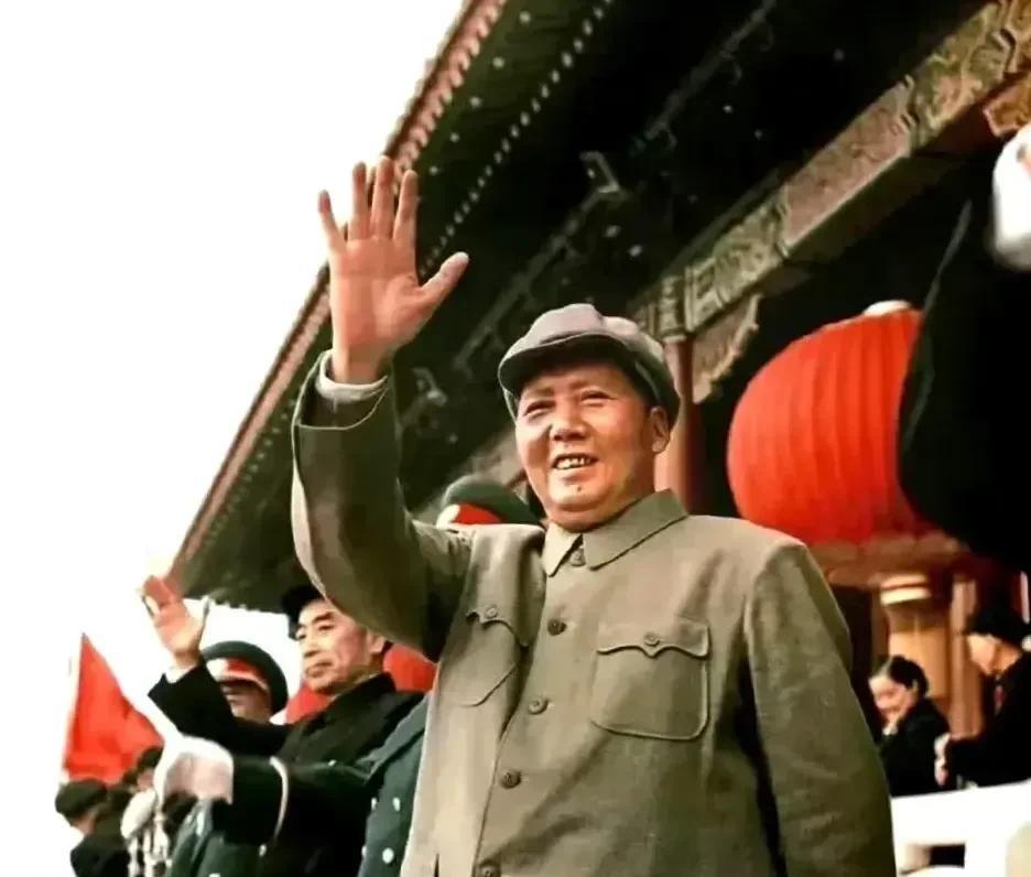 毛主席思想是无产阶级革命的方向毛主席思想是政治组织民主的旗帜毛主席思想是社会