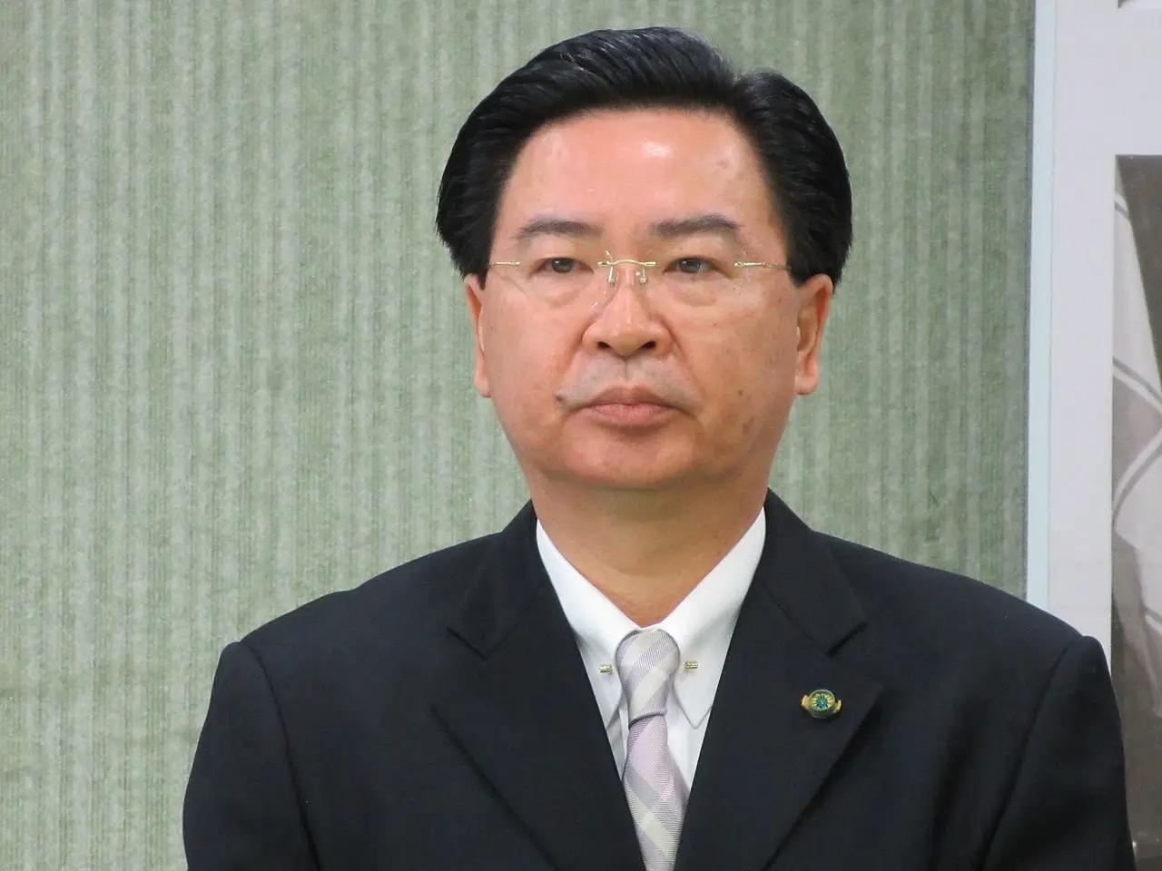 ☔被我们纳入顽固“台独”分子清单的吴钊燮又出来对我们放狠话了！10月21日