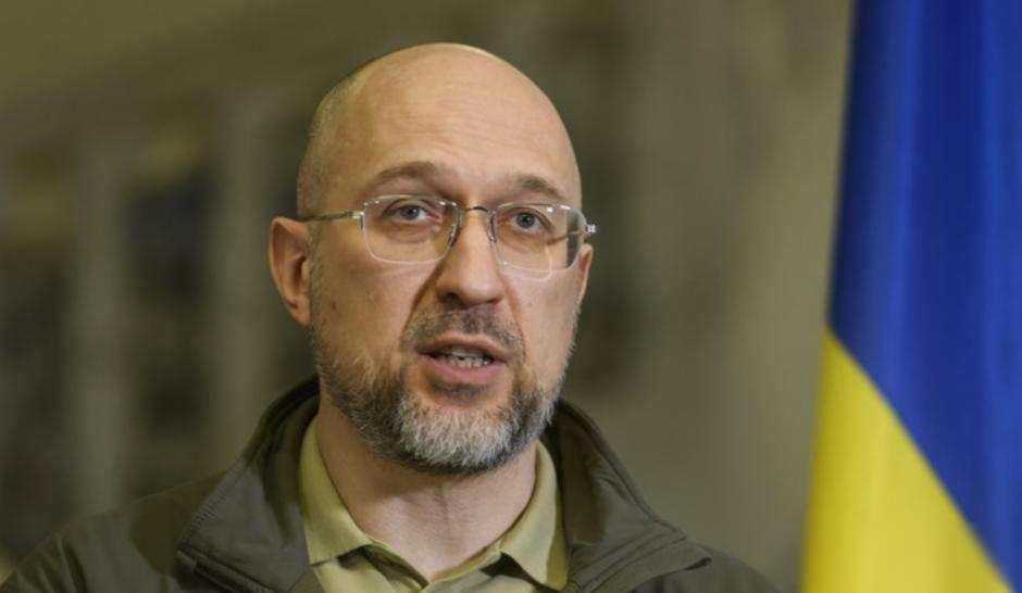 英军伞兵死在乌克兰，伦敦说他是“观摩员”，莫斯科却装没看见12月9日，一位名