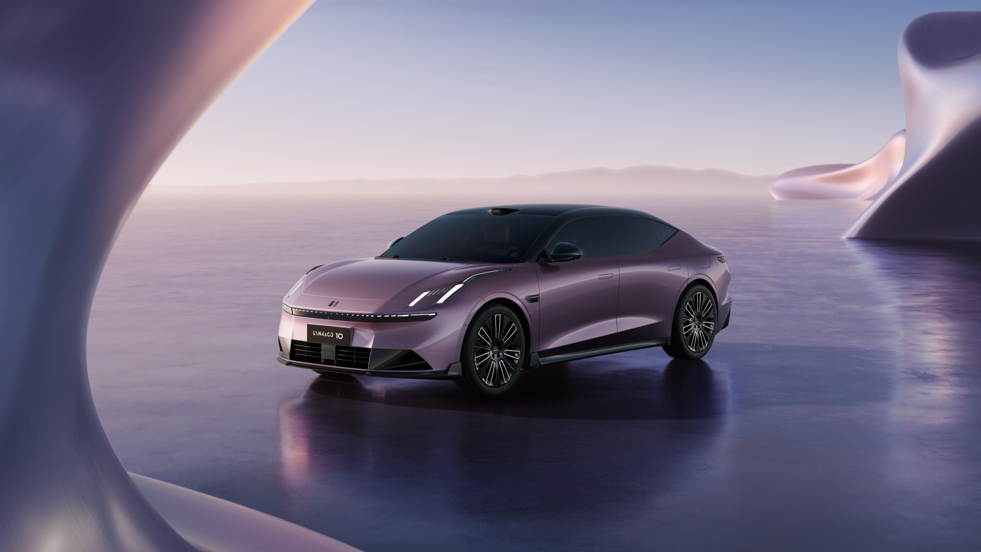 领克10EM-P三个月就卖了两万多台，确实有点东西。最近新出了个“千里浩瀚H5