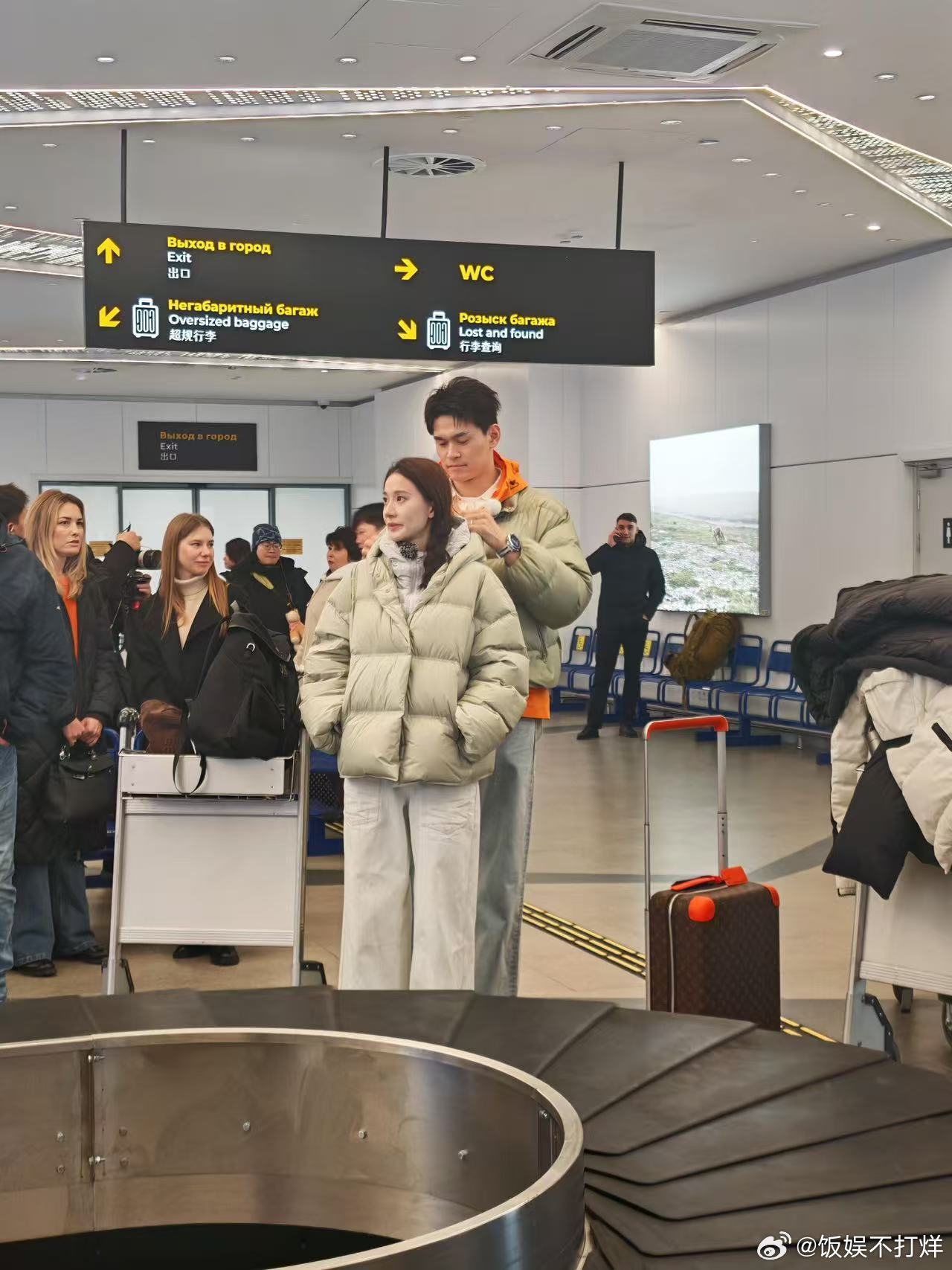 以为孙杨被定住了张豆豆没头脑孙杨不高兴体坛冠军夫妻的反差萌绝了，一个安静一个闹