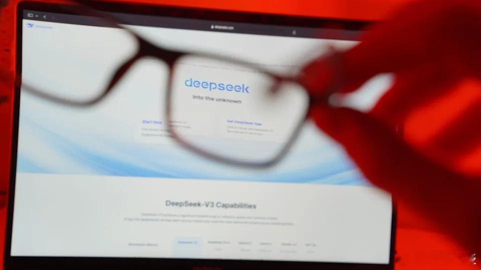 【在ChatGPT最初引发冲击三年后，中国缩小了与美国的AI差距】（南华