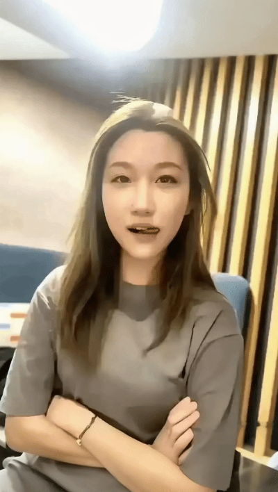 还有不认识的吗？怎么这么兴奋