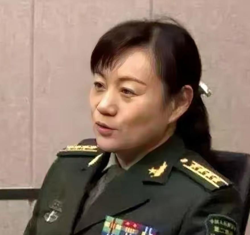 许世友的孙女许道江，和丈夫大吵一架之后，满肚子的委屈没地方倒，思来想去，