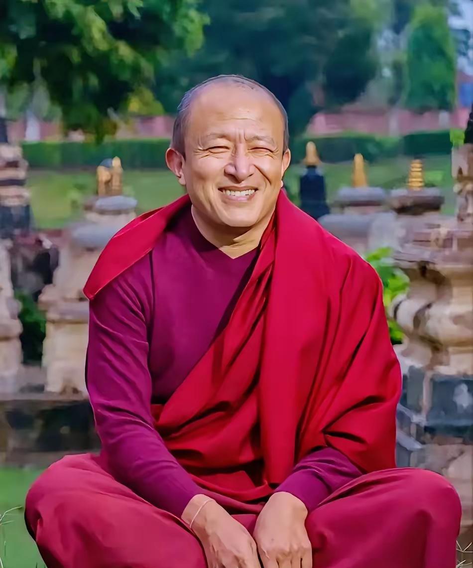 宗萨仁波切曾说：“不要以为，每天忙忙碌碌就是好的，有些人连停下来的机会都没有。而