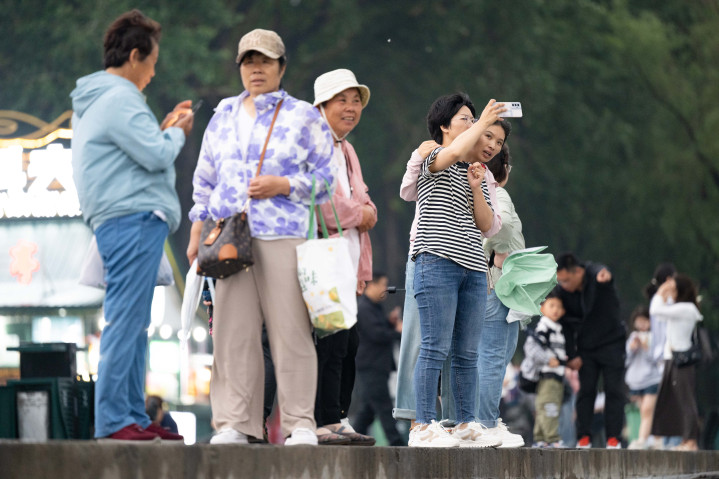 第 7 个：“尔滨人”的生活仪式感 “上江沿儿”乐享夏日闲趣