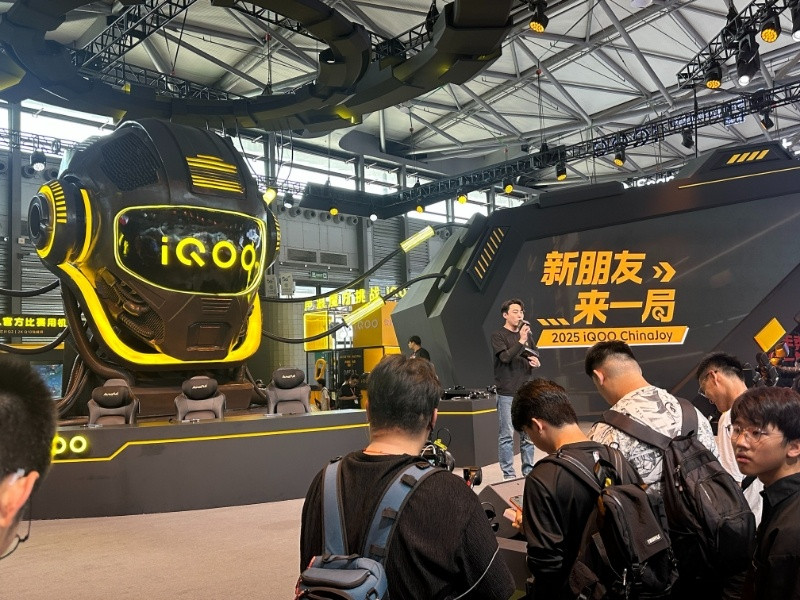 iQOO15开始预热了？不出意外，iQOO15一定是首批搭载SM8850的旗