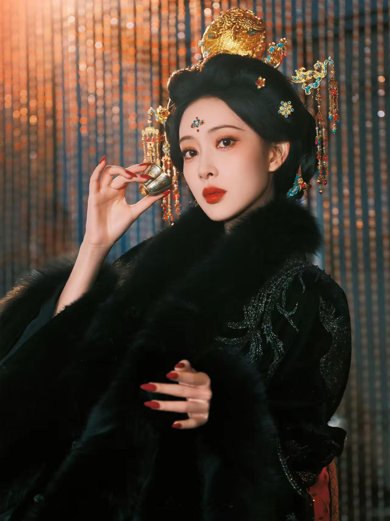 孟子义拍戏摔了《尚公主》吻戏杀疯了！昀牵孟绕两分钟名场面太顶了​​“昀牵孟绕”三
