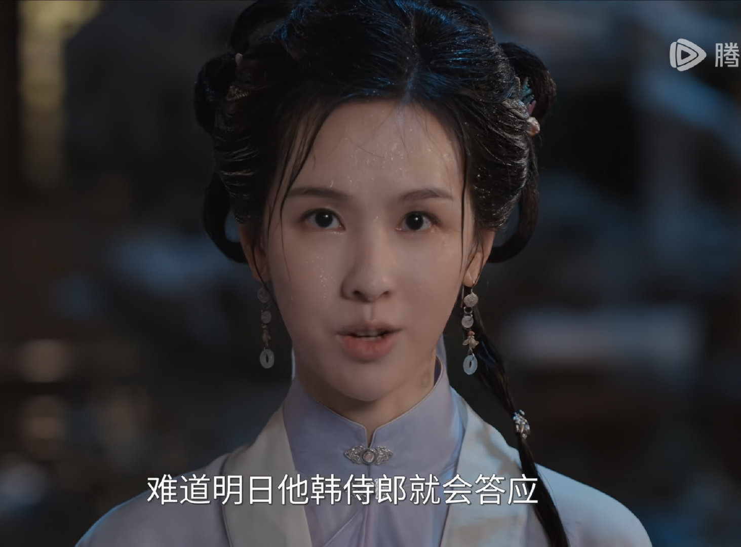 贵女空降看了点贵女，我说实话，陈都灵真的挺吃亏的，她明明没动过脸，但镜头里就很肉