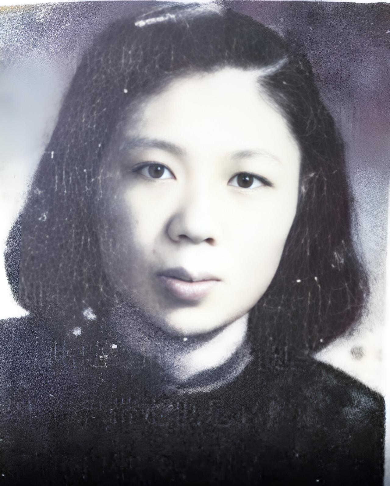 1949年，因叛徒出卖，潜伏在台的季沄与丈夫张志忠一起被捕。夫妻俩被捕后被分开审