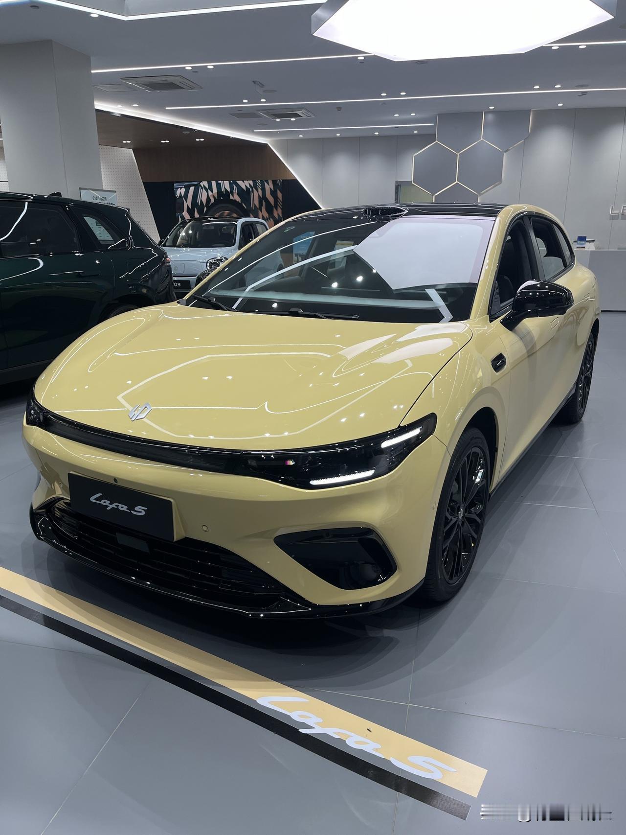 “电动高尔夫”-Lafa5提及大众高尔夫，尤其是第一代，大家在脑海中能联想到