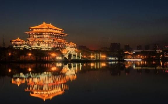 为什么唐朝以后，长安就失落了，再没有王朝在长安建都？很多专家都说不清楚，我来告诉