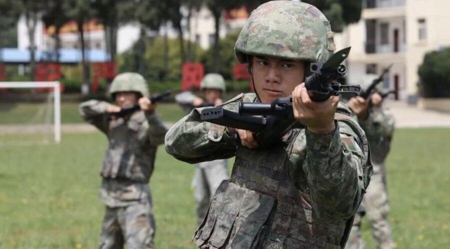 官方披露刺杀仍是我军“必修课”，这一消息让人眼前一亮。在现代战争科技化的大背景下