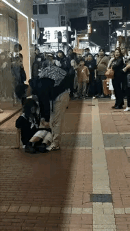 男女吵架男生一般用什么方式处理网友们有什么建议吵架