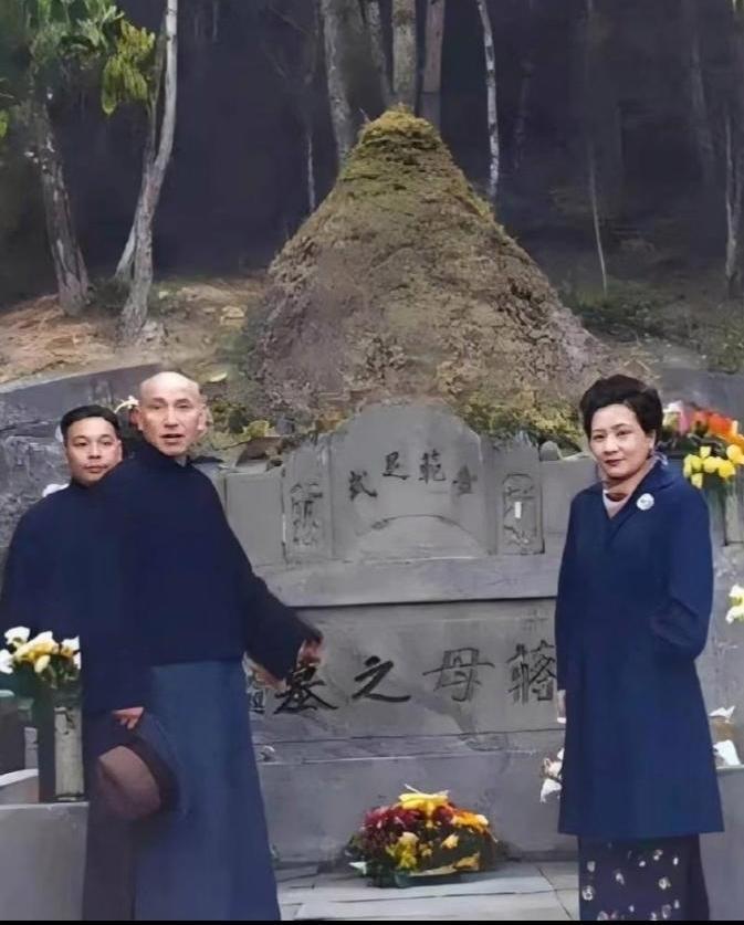 蒋介石的最后还乡：1949年春天，一个失败者与故乡的告别1949年的春天，对