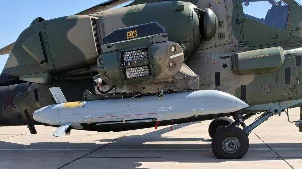 俄军在非对称作战的道路上也是越走越远，就拿这款S8000包裹巡航导弹，造价便宜，