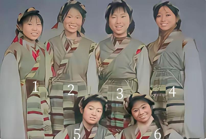 少女时的巩俐在里面，你知道她是几号吗？巩俐老照片