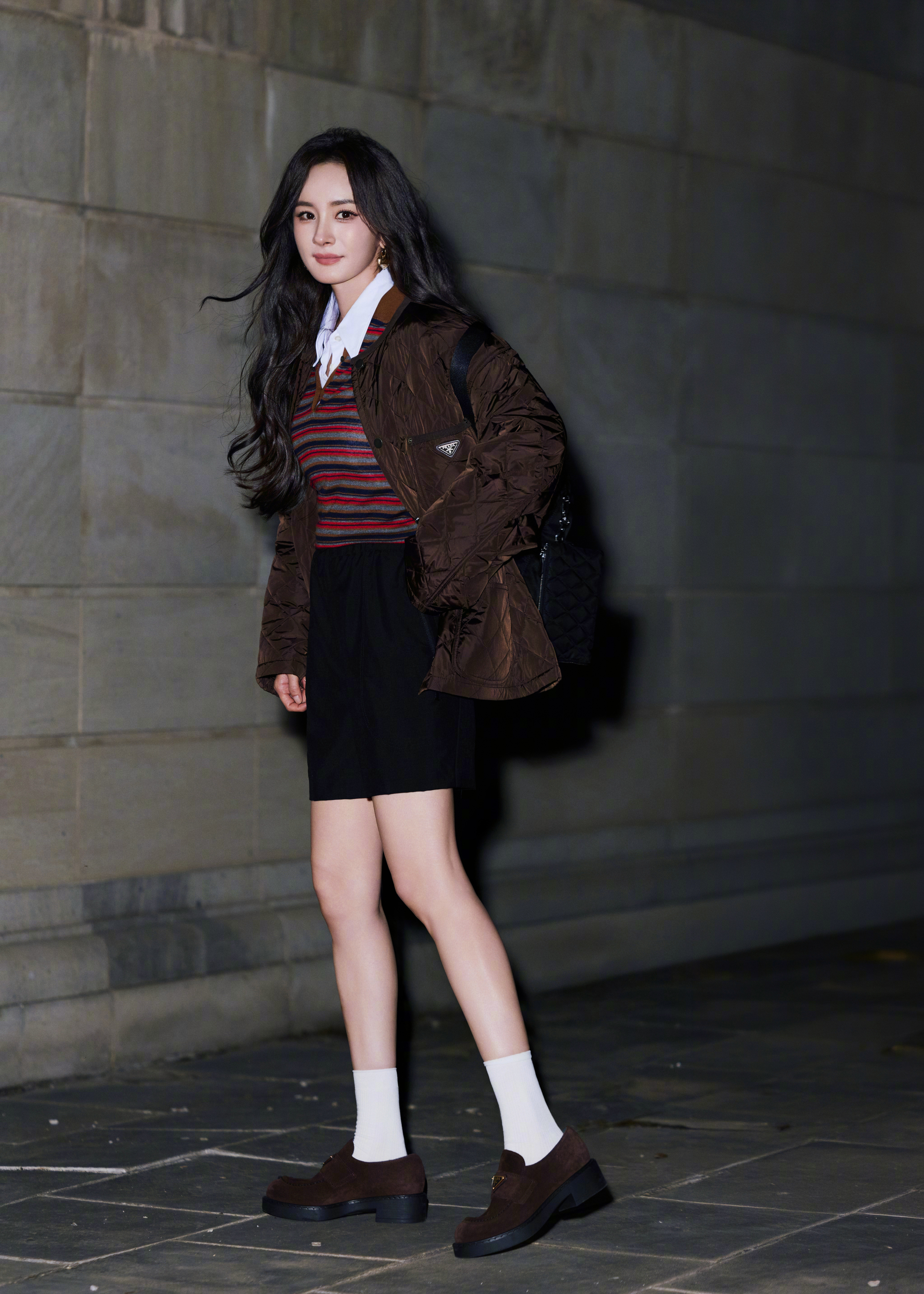 杨幂、李现将亮相VOGUEWORLD活动，今年将在米兰时装周期间举行，赴