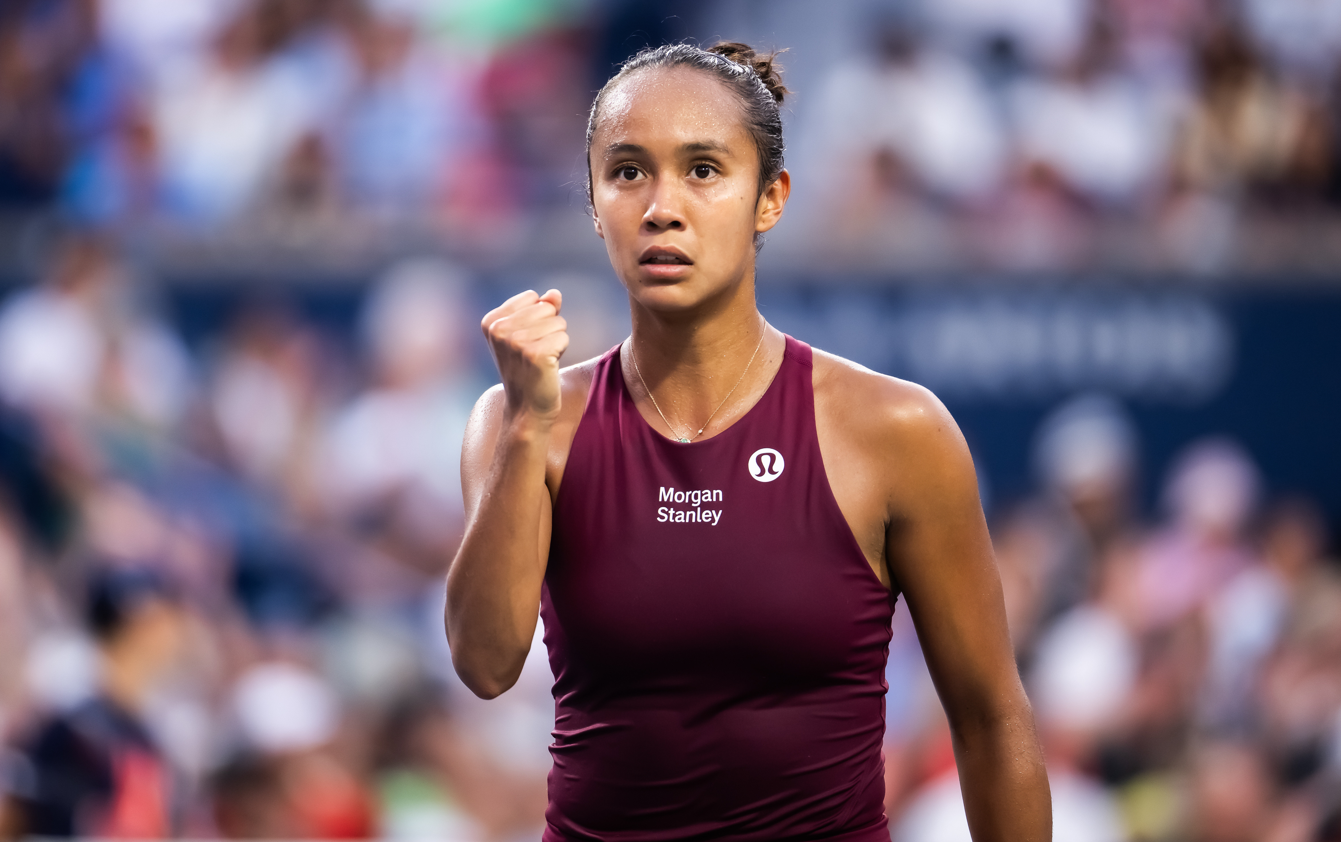 费尔南德斯淘汰安德列娃👊WTA1000多伦多站第三轮，主场作战的30号种子费尔