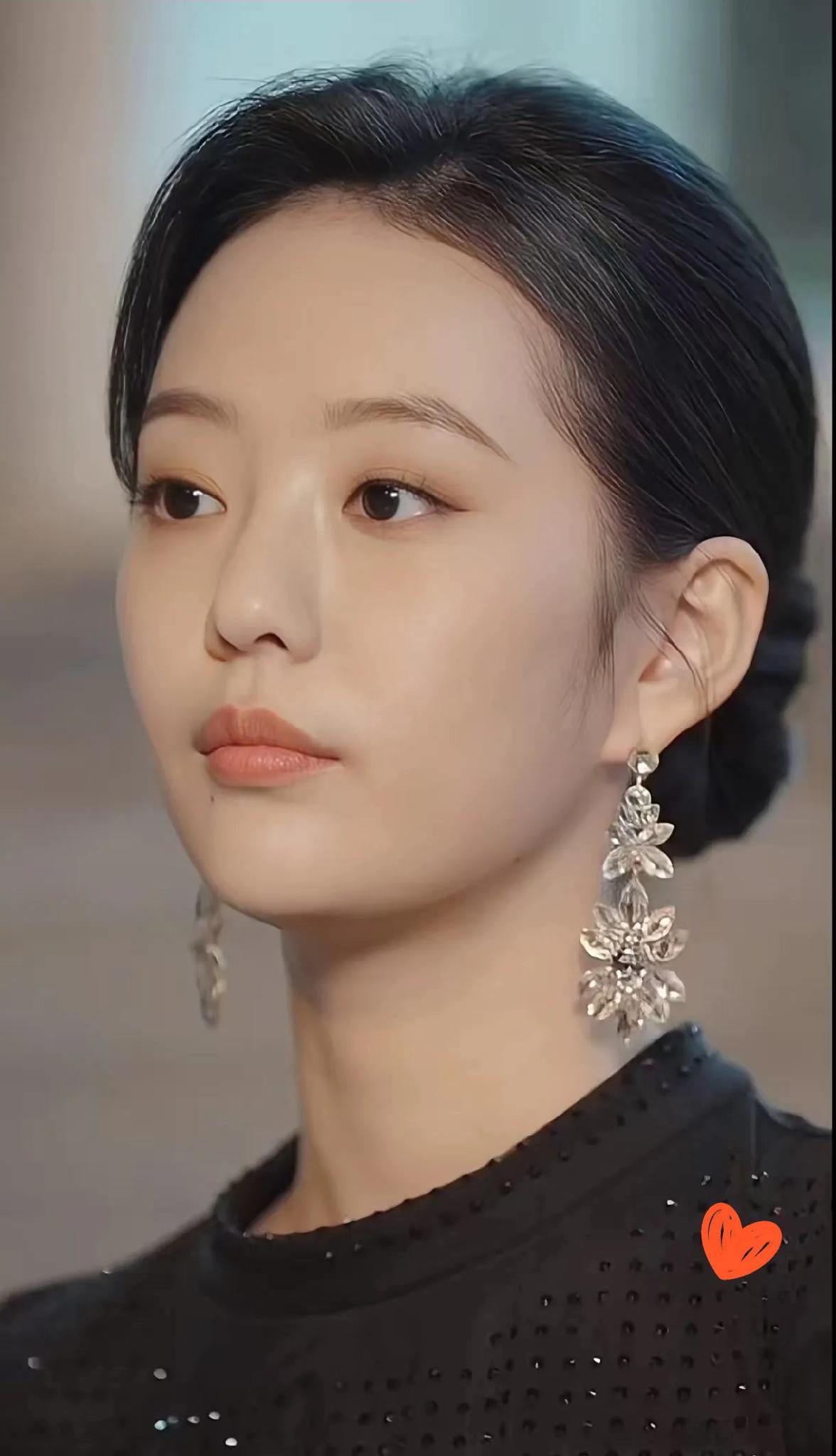 “短剧女王”徐艺真不再拍短剧了，粉丝希望她和孙樾合作也没戏了，不是因为她