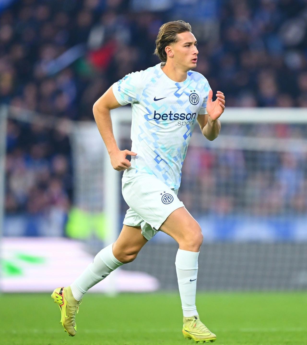 哪也不会去！皮奥-埃斯波西托经纪人接受媒体采访表示自己的客户只会留在国际米兰，这