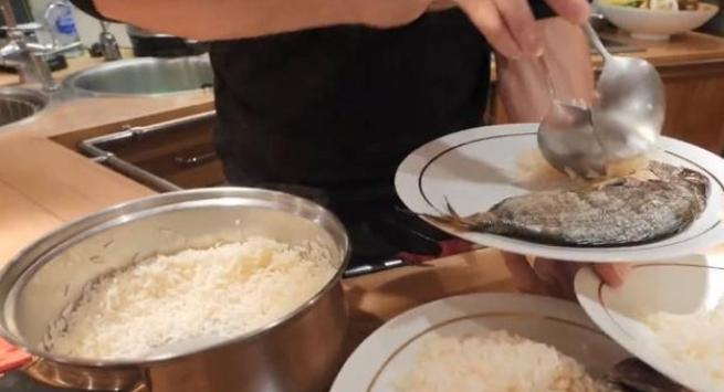 为什么欧美国家不吃米饭，而亚洲人喜欢吃米饭？外国友人体验过亚洲米饭之后说：他们生