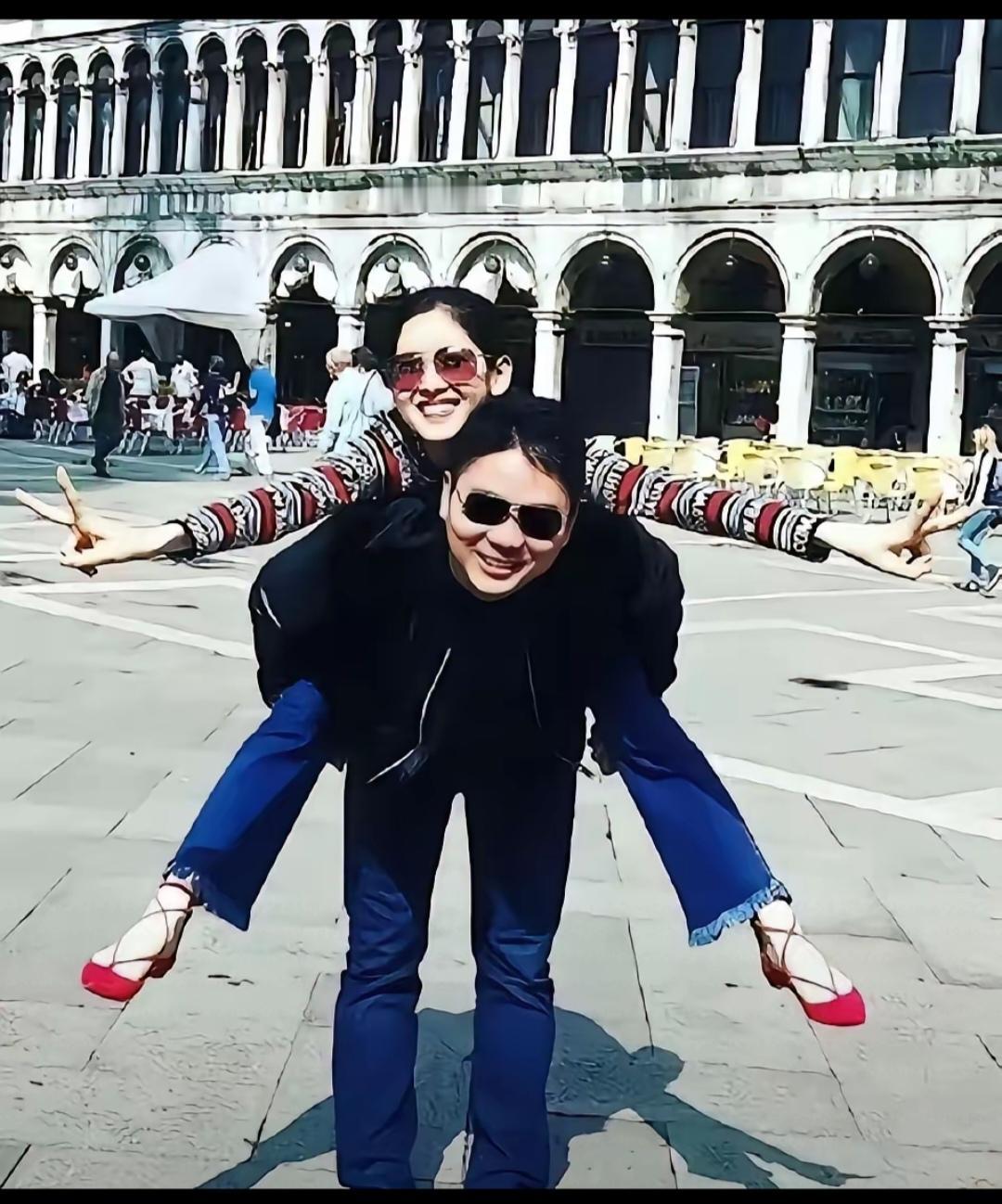 真是让人羡慕的一对。