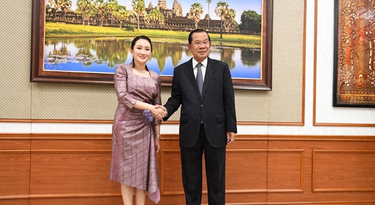 他信成功为女儿洗刷冤屈！洪玛奈却被亲爹洪森坑惨了，进退两难，面子碎一地~近日，