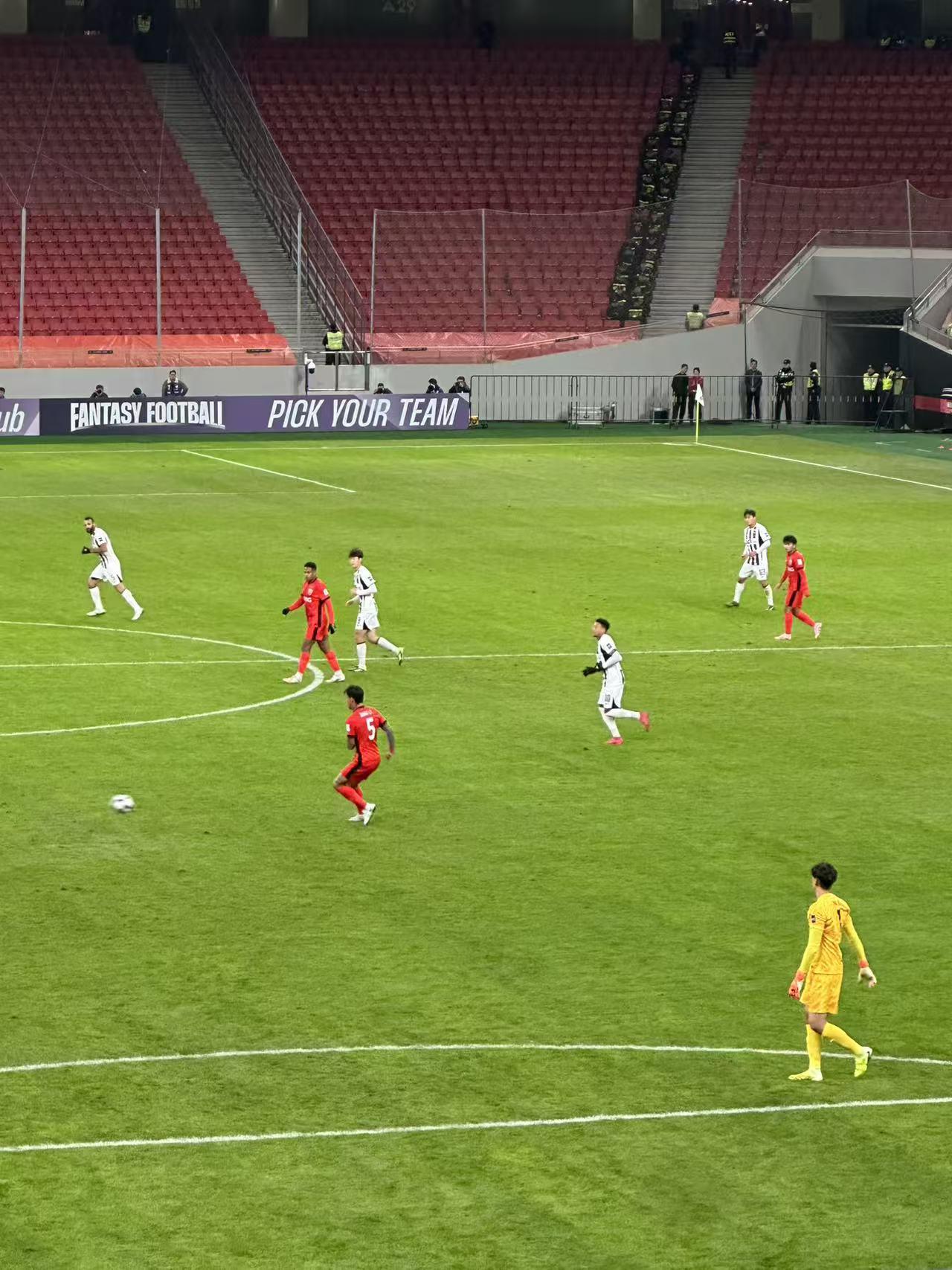 海港呀海港，又让球迷失望了！上海海港1比3输给韩国首尔FC，继续排名亚冠精英赛