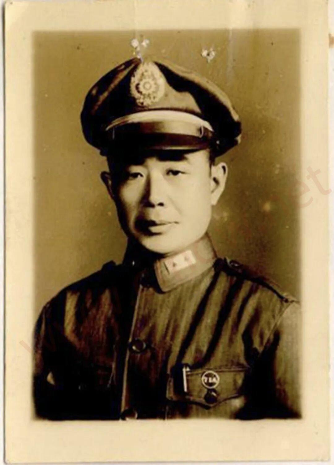 从陈明仁将军看黄埔军校一期六队黄埔军校第一期（1924年）*第1、