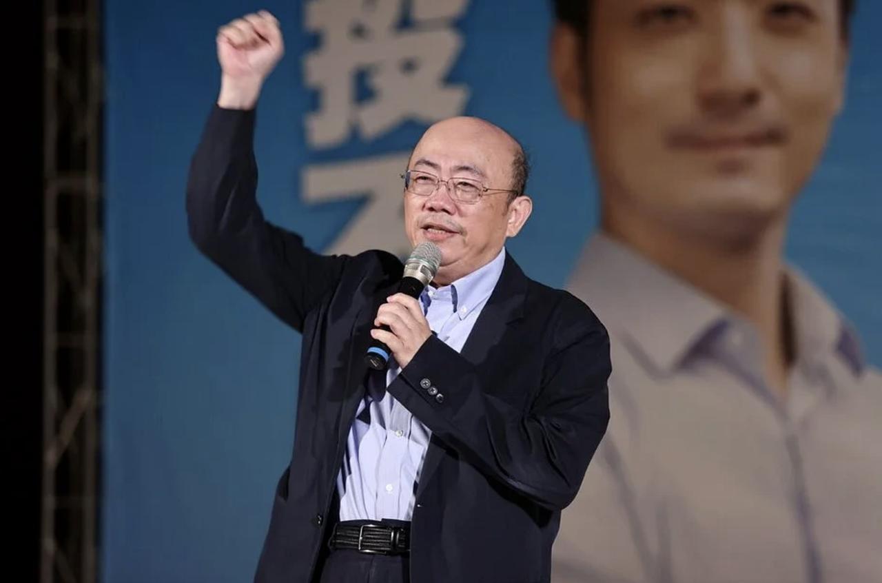 张维为教授去年在武汉大学的一场演讲，近日又在岛内被重新拿出来炒作。张维为在演